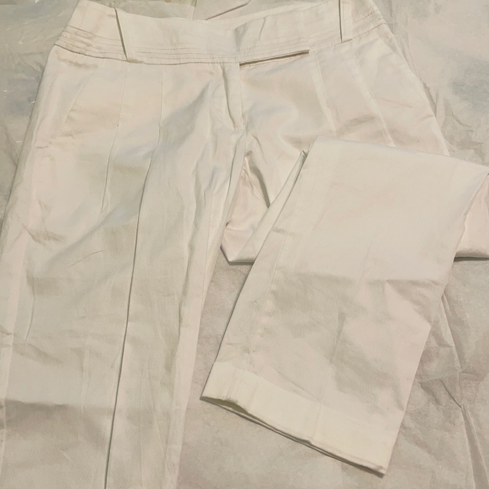 XOXO White Capris Size 1/2